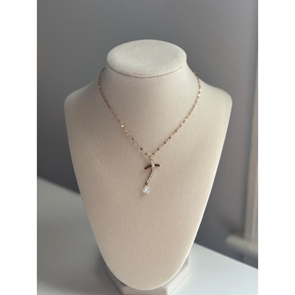 Rose Gold Curved Pendant Necklace Crystal Drop Dainty Elegant Jewelry - Picture 4 of 8